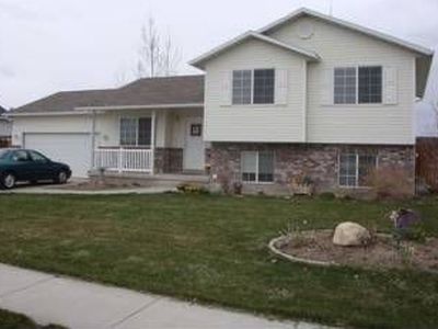 566 W 450 N, Tremonton, UT, 84337