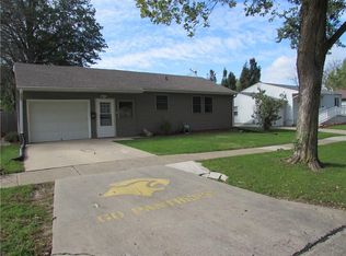 710 Patrick St, Knoxville, IA 50138