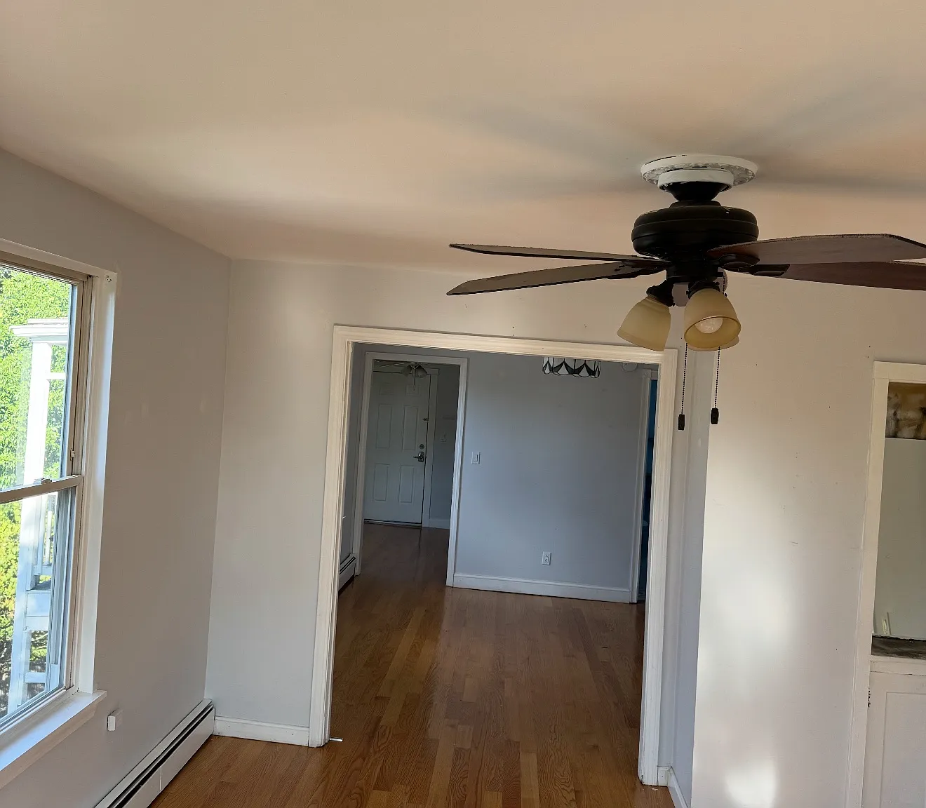 2 bed, 1000 sqft, $2,300 — Photo 4