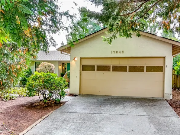 17643 NE 30th Place, Redmond, WA 98052