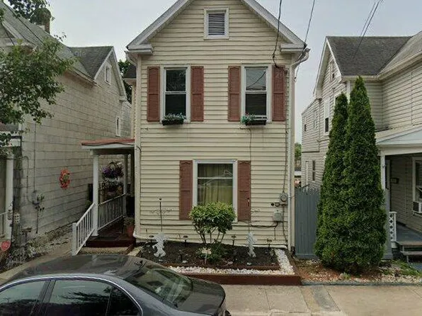 254 W Queen St, Chambersburg, PA 17201