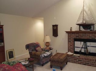 22 Sherwood Ln, Beaufort, SC 29907