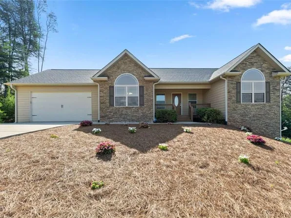 350 Linwood Dr, Demorest, GA 30535