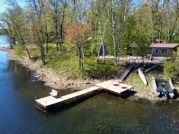 8305 Meadow Lake Rd SW, Motley, MN 56466