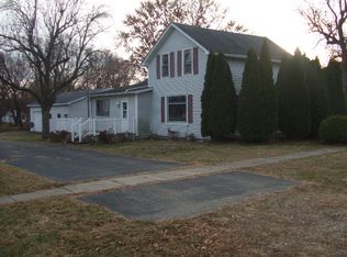 366 Orchard St, Chebanse, IL 60922