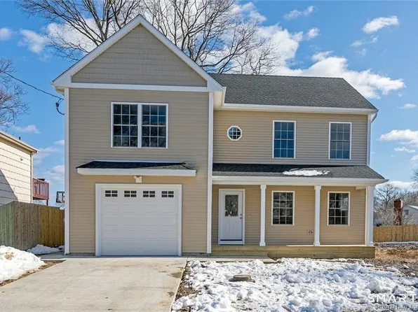 111 Vanguard St, Bridgeport, CT 06606
