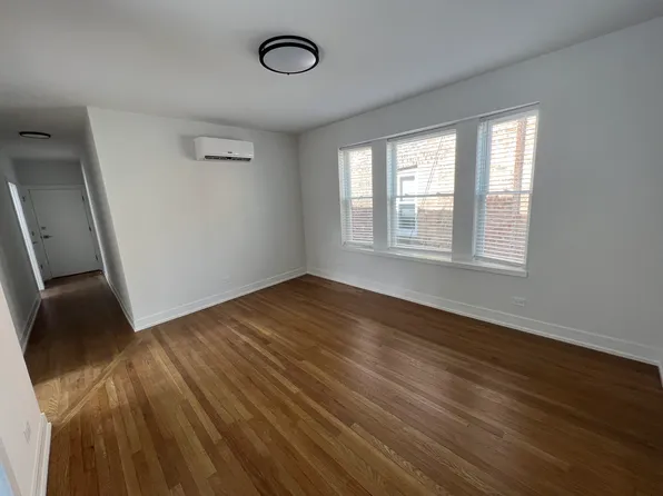 1334 W Elmdale Ave APT 3R, Chicago, IL 60660