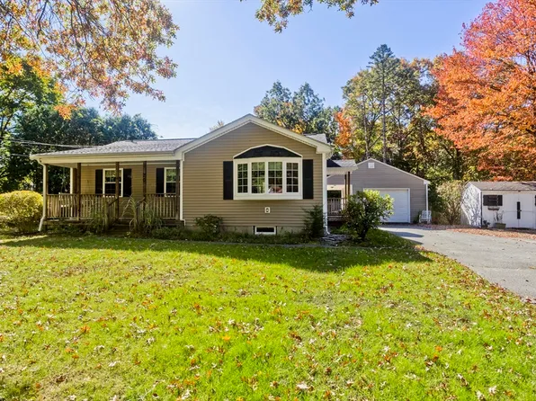 20 Tampa St, South Hadley, MA 01075