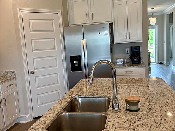4th image of 4247 Cartgate Dr
