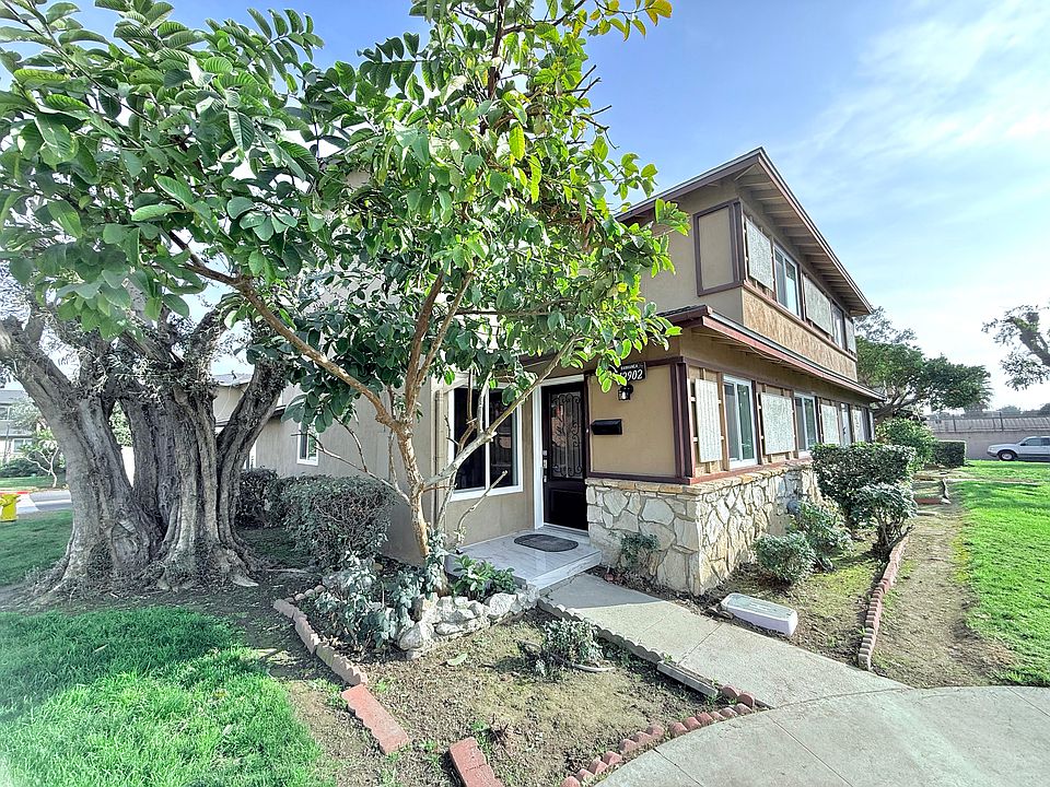 1st image of 12902 Barranca Ln