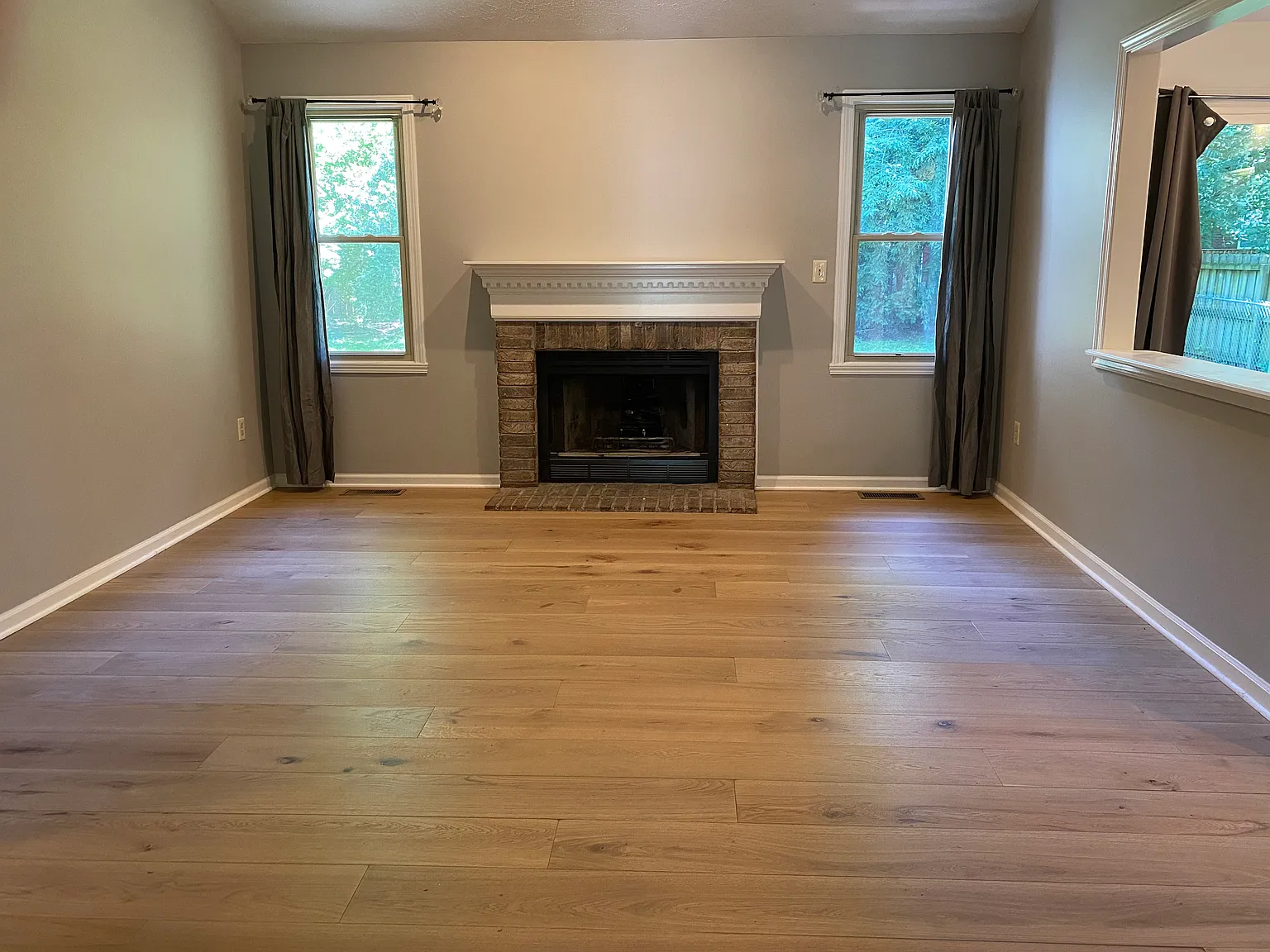 3 bed, 1400 sqft, $2,500 — Photo 4