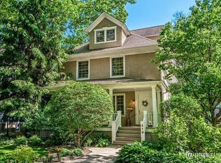 519 Washington Ave, Wilmette, IL