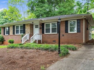 3733 Manchester Dr, Charlotte, NC 28217