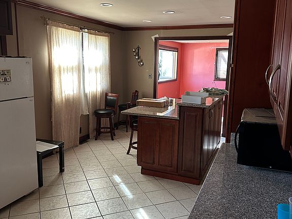2nd image of 540 Barbara Dr