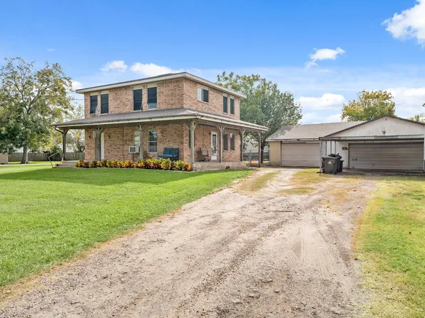 4612 17th St, Bacliff, TX 77518