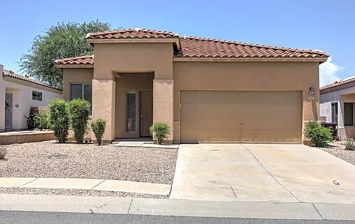 335 E Calle Nacrita Photo 1