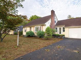 49 Lamson Rd, Barrington, RI 02806