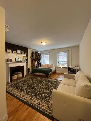 Rented by CitySites Real Estate Group | media 1