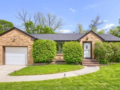 (Undisclosed Address), Elgin, IL, 60123