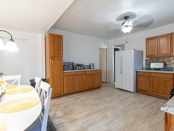 2nd image of 4455 Park Ave