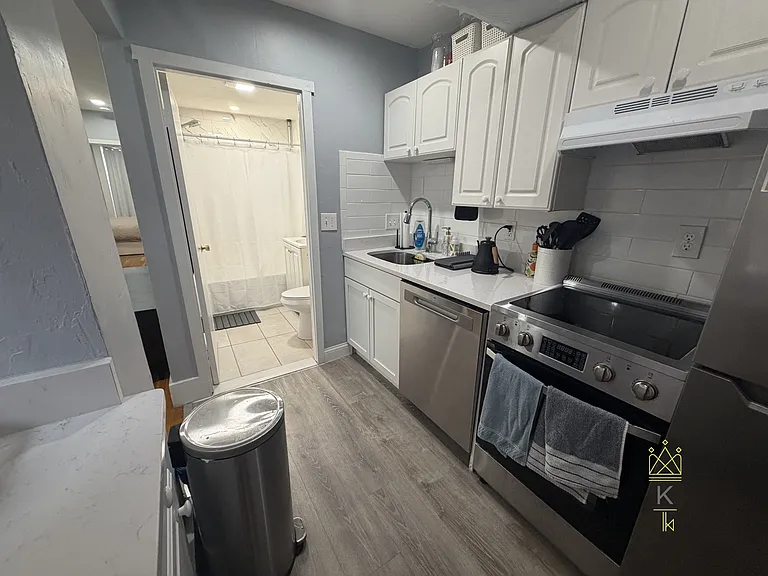 39 Irving St #1 — Photo 3