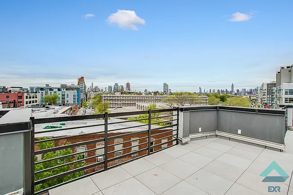 Rented by EXR | media 6