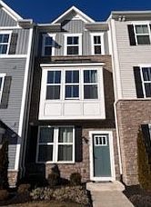 1st image of 4537 Briarhaven Dr