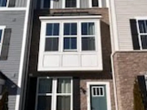 4537 Briarhaven Dr, Fredericksburg, VA 22408