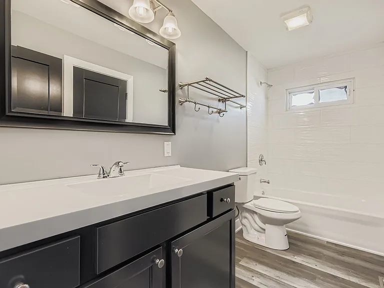 5611 Allemong Dr — Photo 17