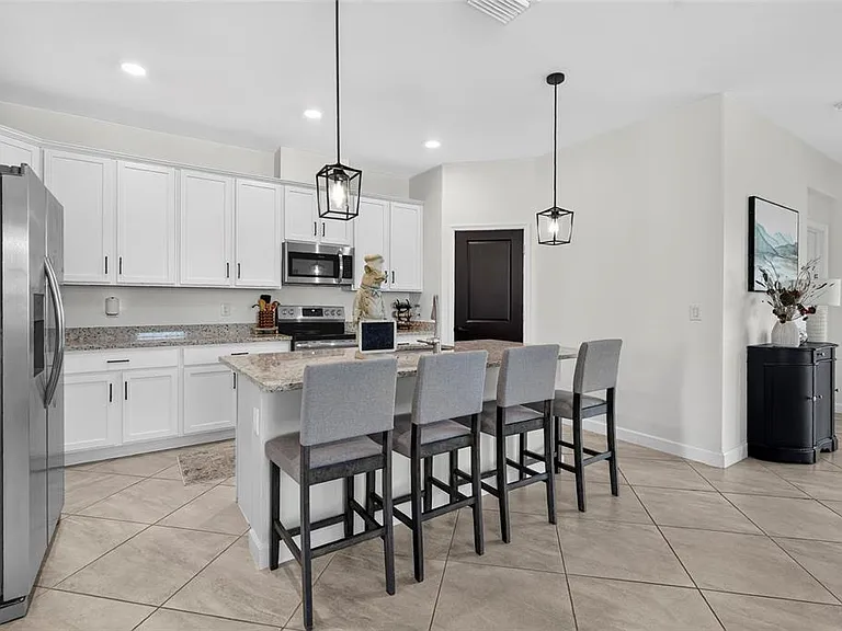 15522 Islandwalk Ave — Photo 9