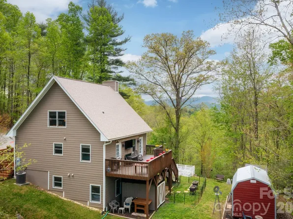 69 Heslar Way, Marshall, NC 28753