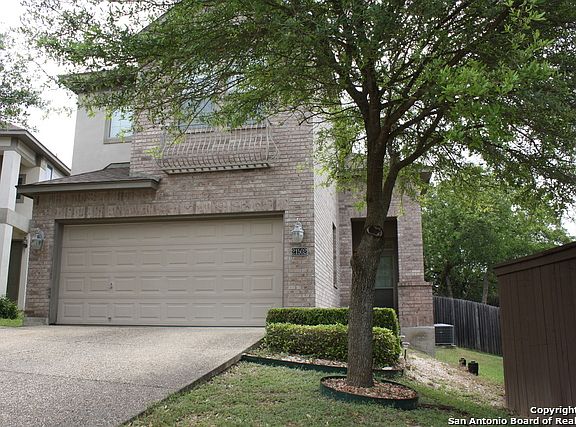2nd image of 21502 Andrews Gdn