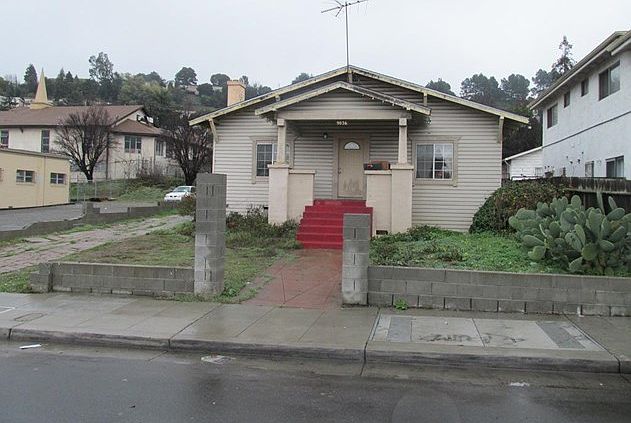 2nd image of 9036 Macarthur Blvd