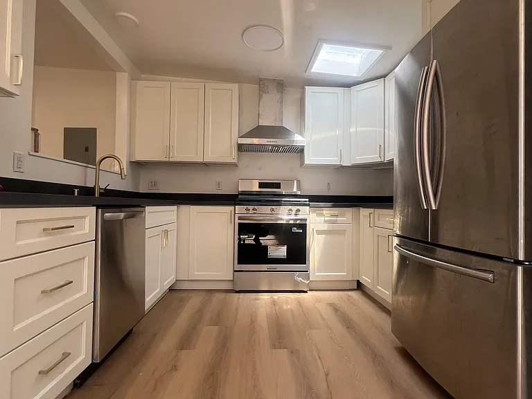newly renovated kitchen with brand new appliances