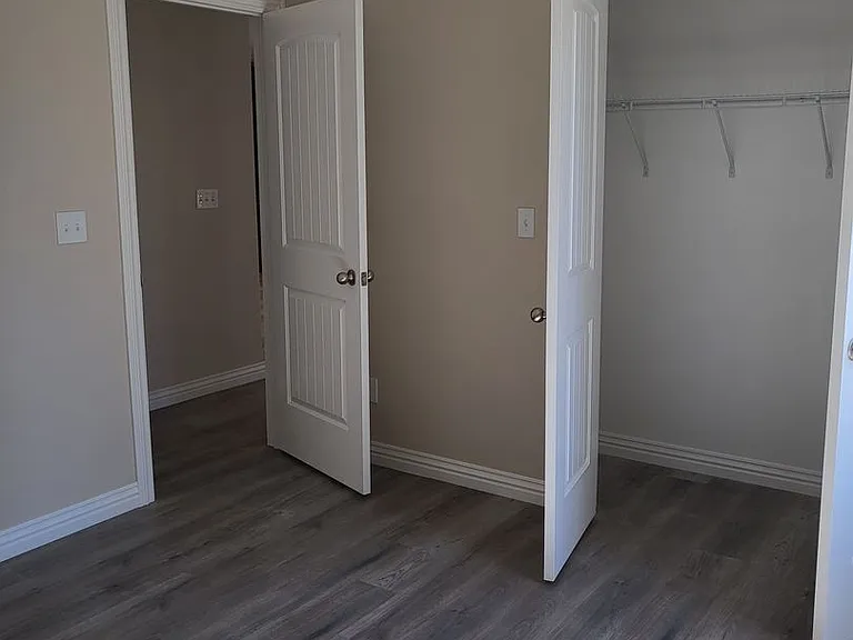 614 N Webb St — Photo 15
