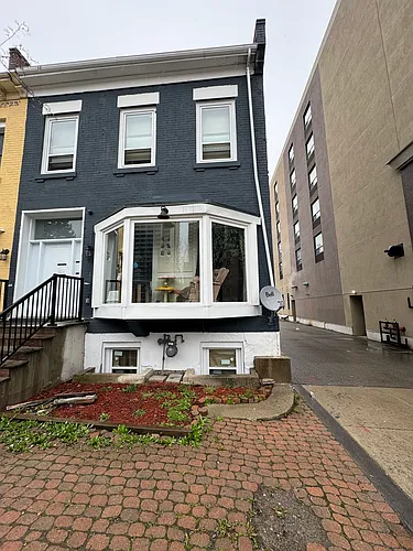 72 George St #2 Photo 1