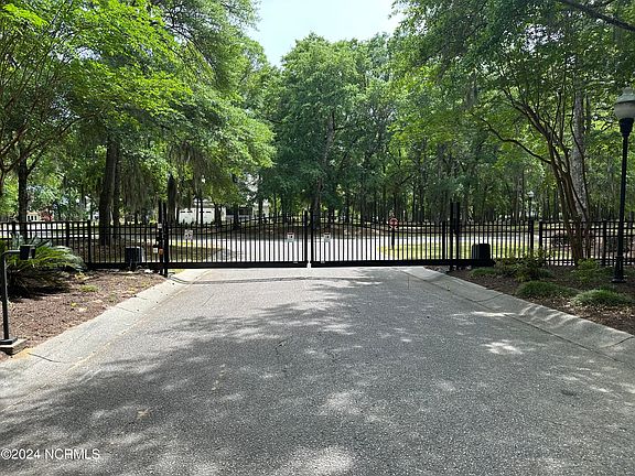 3rd image of 1266 Harbour Gate SW