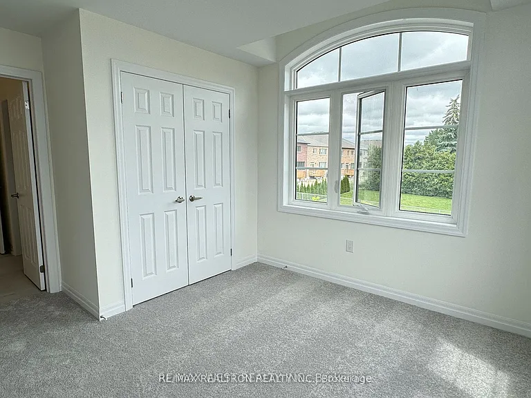 2 Ed Ewert Ave — Photo 15
