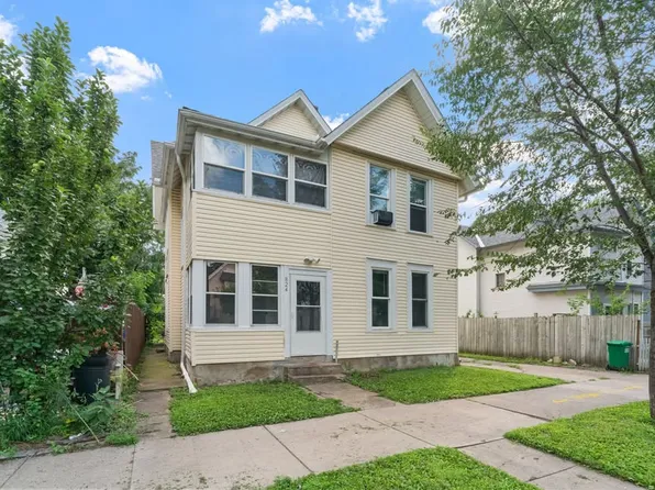 824 18 1/2 Ave NE, Minneapolis, MN 55418