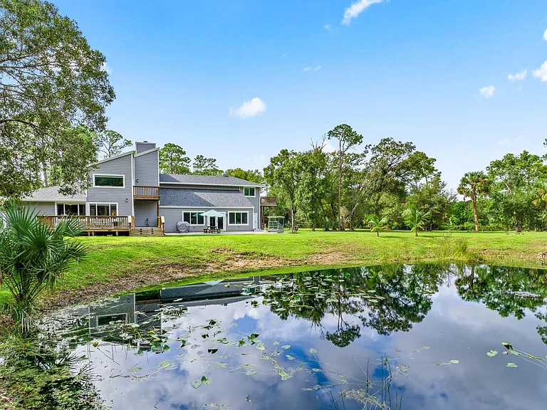 12151 Old Indiantown Rd — Photo 64