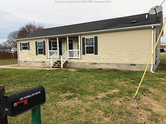 3rd image of 216 Dandelion Dr