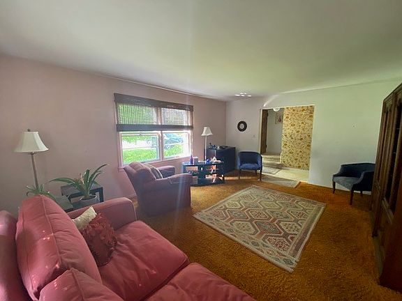 5th image of 56 Aldrich Ave