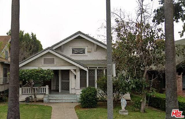 1st image of 2322 W 31st St