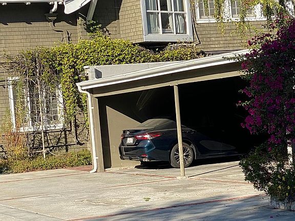 3rd image of 55 Arlington Dr APT 5