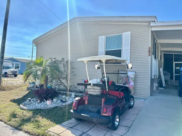 181 4th St E, Nokomis, FL 34275