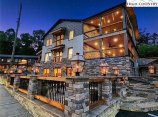 870 Main St, Blowing Rock, NC 28605