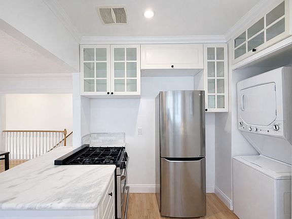 5th image of 839 5th St #8395A