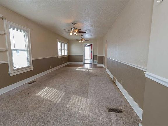 3rd image of 427 N Byrkit Ave