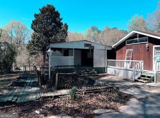 103 Lake Rd, Kathleen, GA 31047
