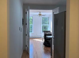93 Russell St #3R, Brooklyn, NY 11222